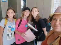 Вот и полетели на море наши девчонки 