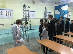 Школьники  села Октябрьский  знакомились с профессиями