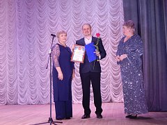 В Лысых Горах  состоялся концерт, посвященный Дню работника культуры